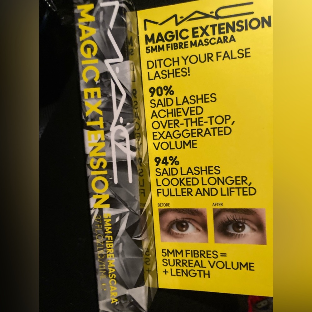 MAC  Cosmetics  Magic Extension Mascara
